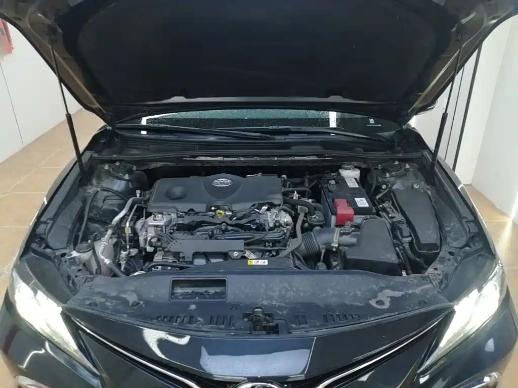 Toyota Camry — миниатюра 20