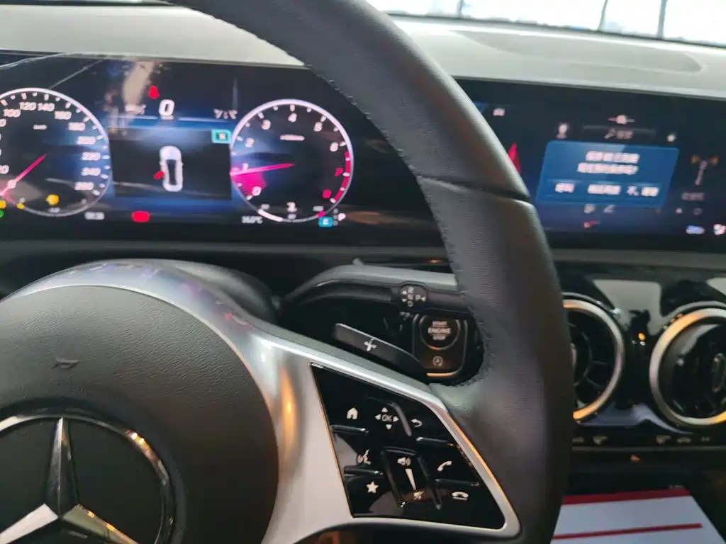 Mercedes-Benz A-Class A 2024 A 180 L