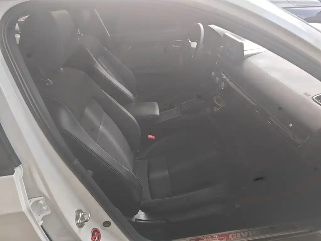 Honda Civic — миниатюра 25
