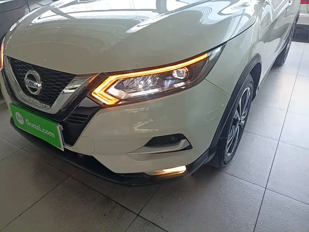 Nissan Qashqai — миниатюра 24