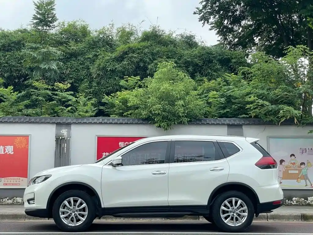Nissan X-Trail — миниатюра 4