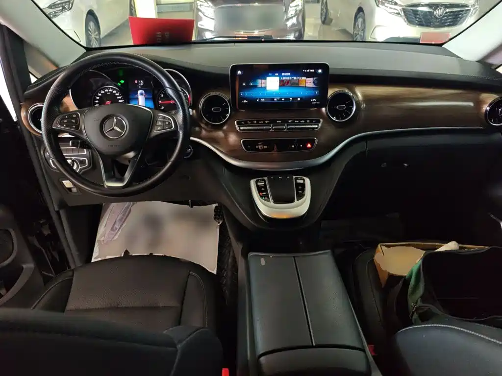 Mercedes-Benz V-Class V 2021 V 260 Luxury