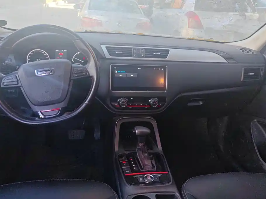 Qoros Qoros 5 — миниатюра 12