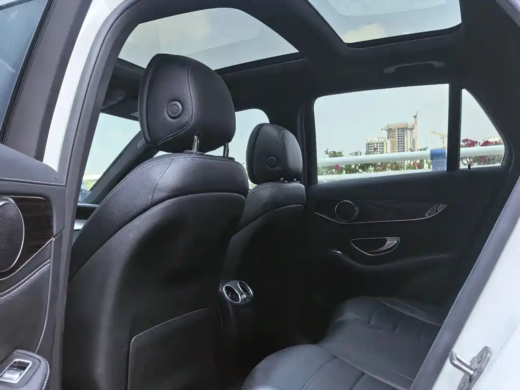 Mercedes-Benz GLC — миниатюра 11