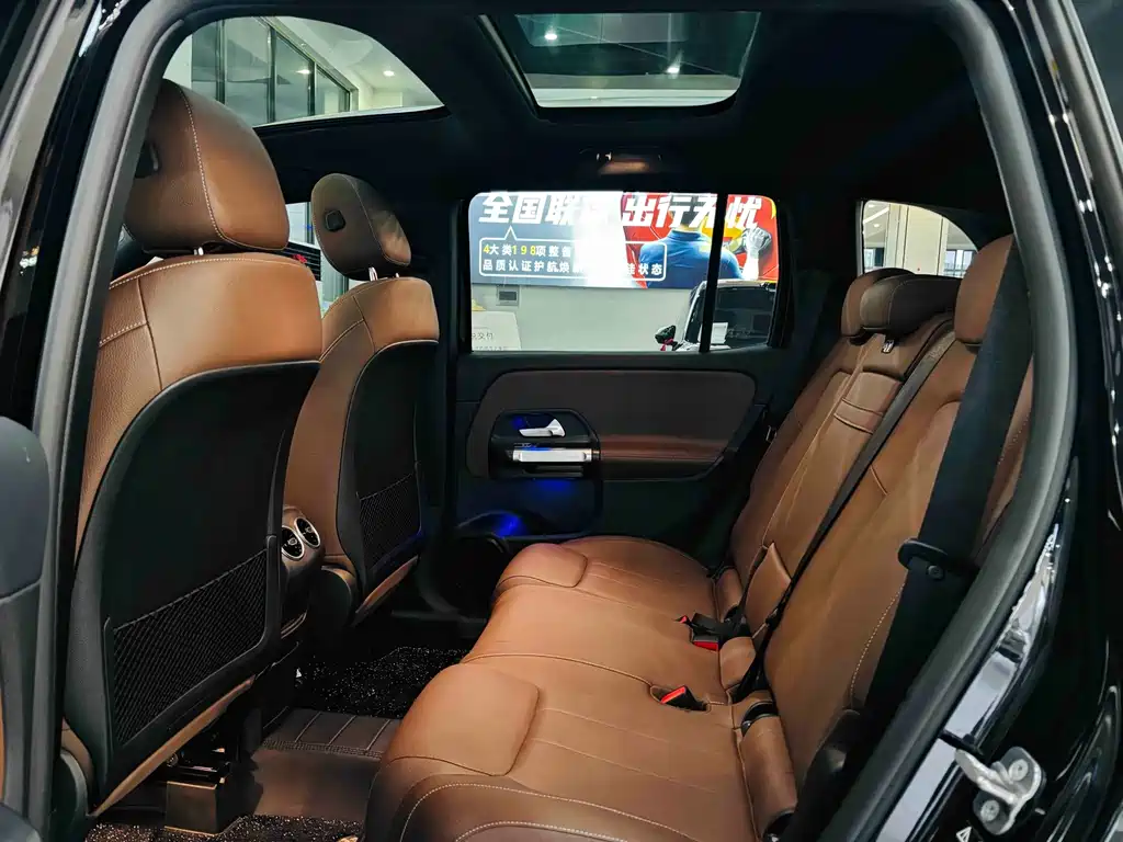 Mercedes-Benz GLB — миниатюра 22