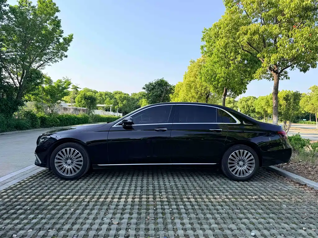 Mercedes-Benz E-Class E 2023 E 300 L Luxury