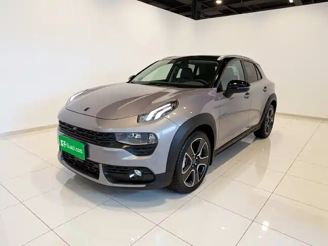 2021 Lynk & Co 02