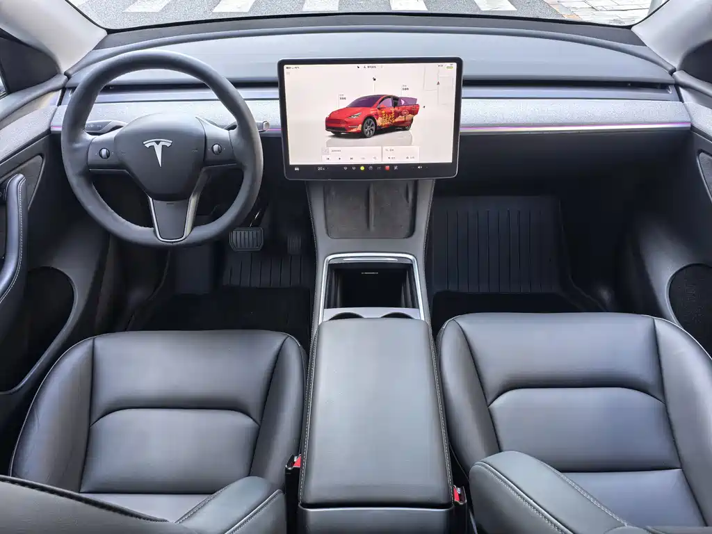 Tesla Model Y 2024 — фото 17