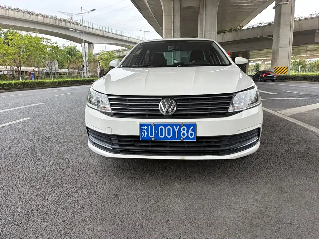Volkswagen Lavida — миниатюра 2