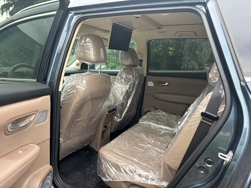 Landian E5 PLUS 2026 230km Ultra 7 мест