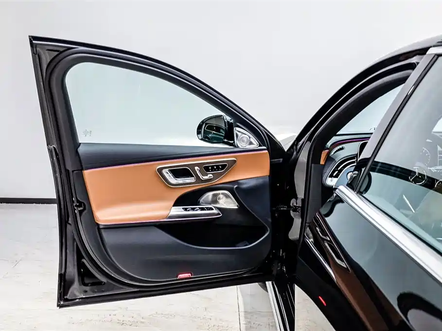 Mercedes-Benz E-Class E 2025 E 300 L Luxury