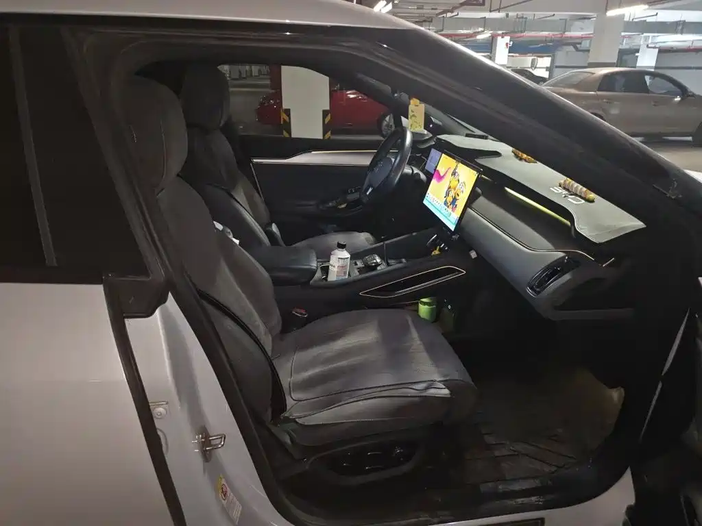 BYD L EV — миниатюра 18