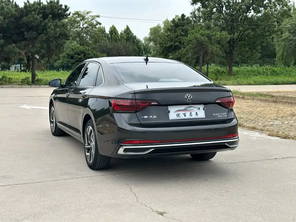 Volkswagen Sagitar — миниатюра 4
