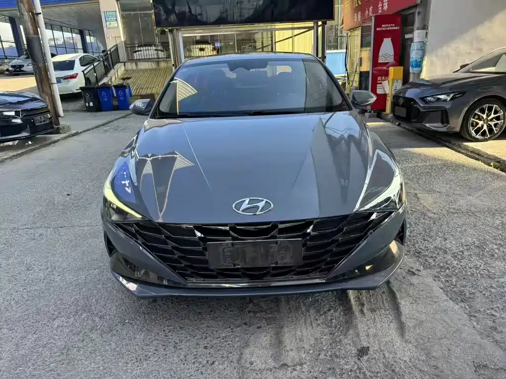 Hyundai Elantra — миниатюра 2