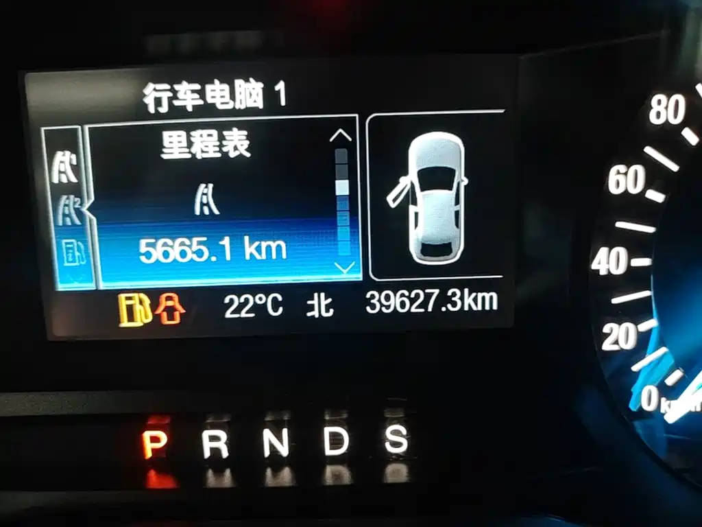 Ford Mondeo — миниатюра 12