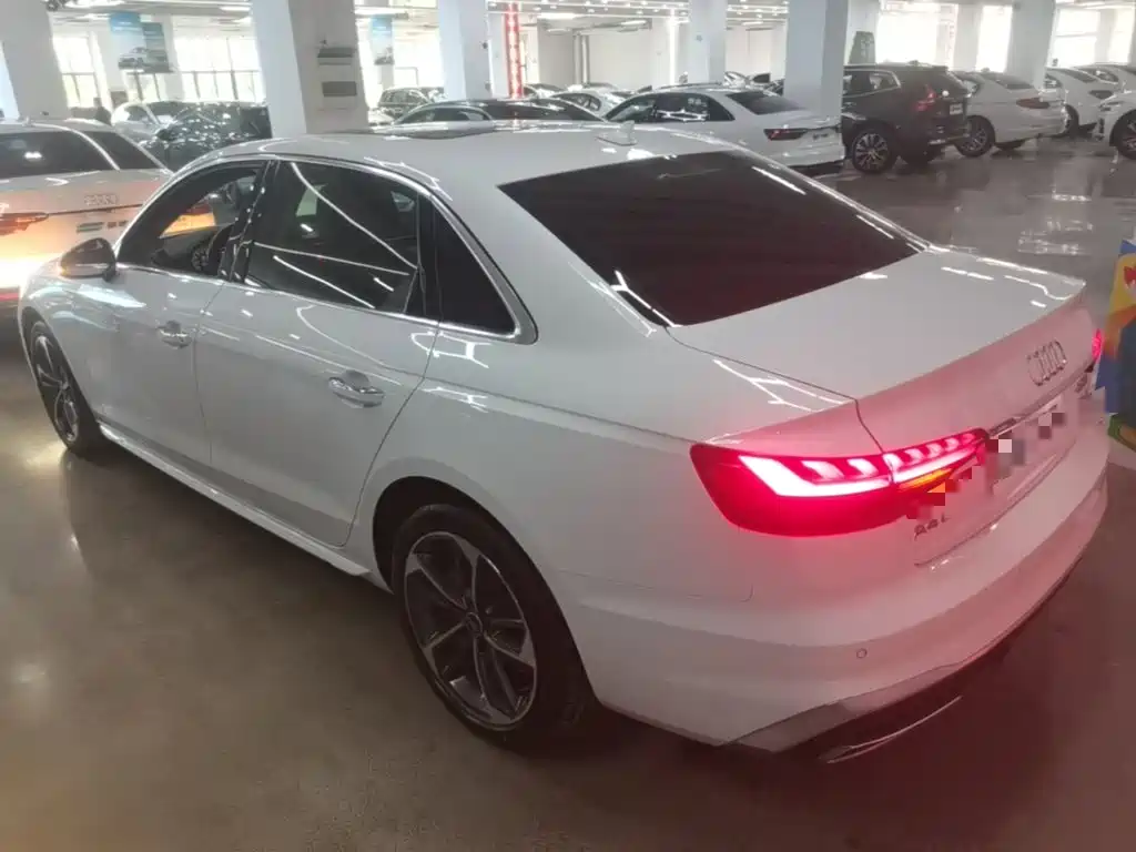 Audi A4L — миниатюра 23