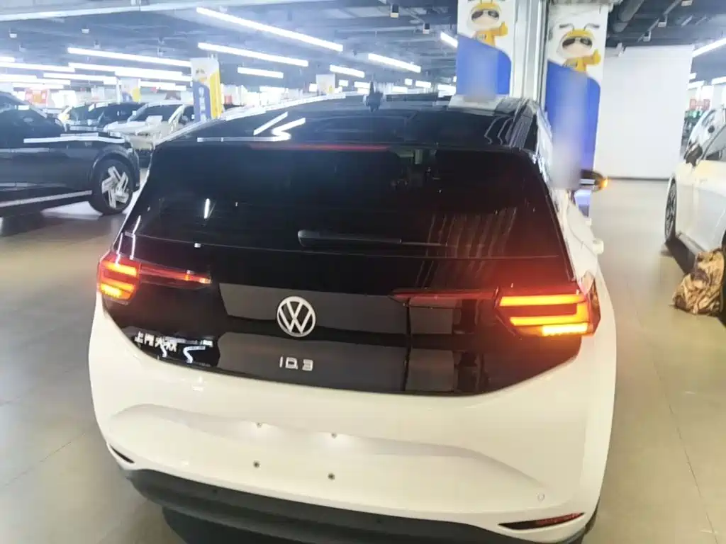 Volkswagen ID.3 — миниатюра 6