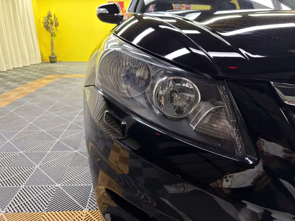 Honda Accord — миниатюра 12