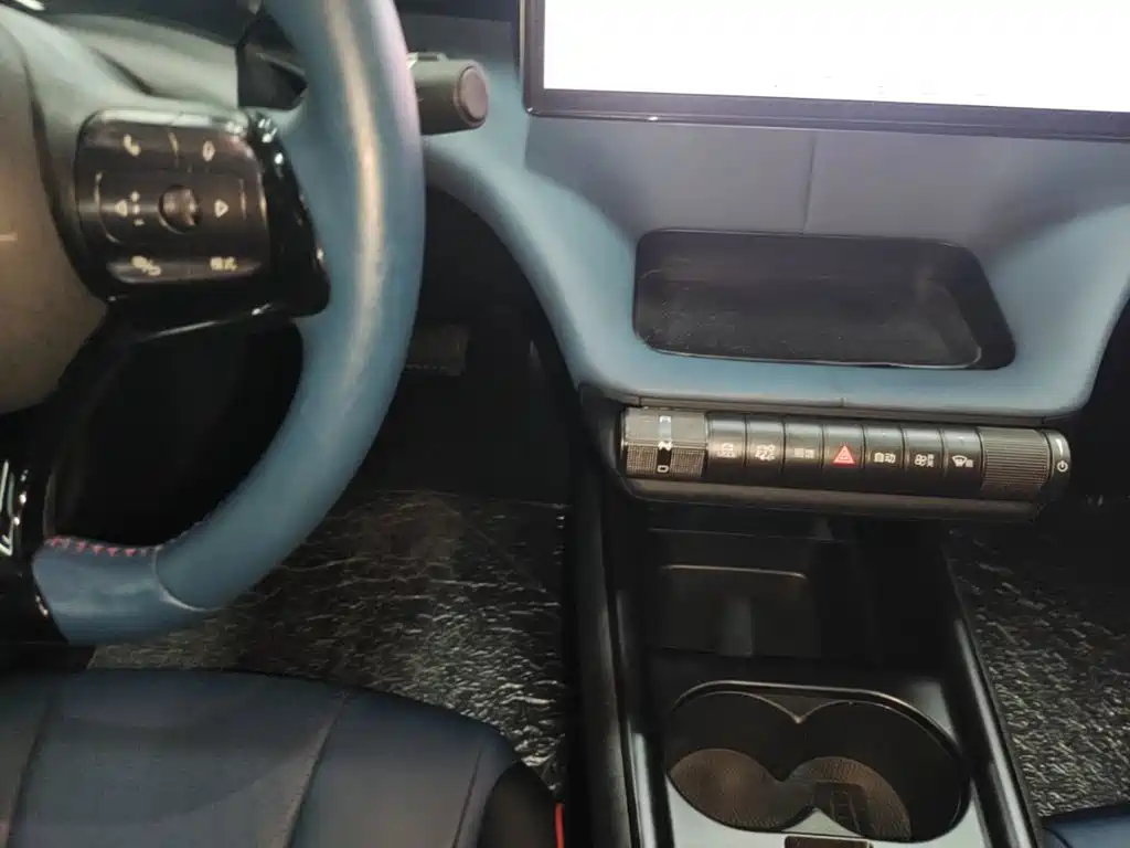 BYD Dolphin — миниатюра 14