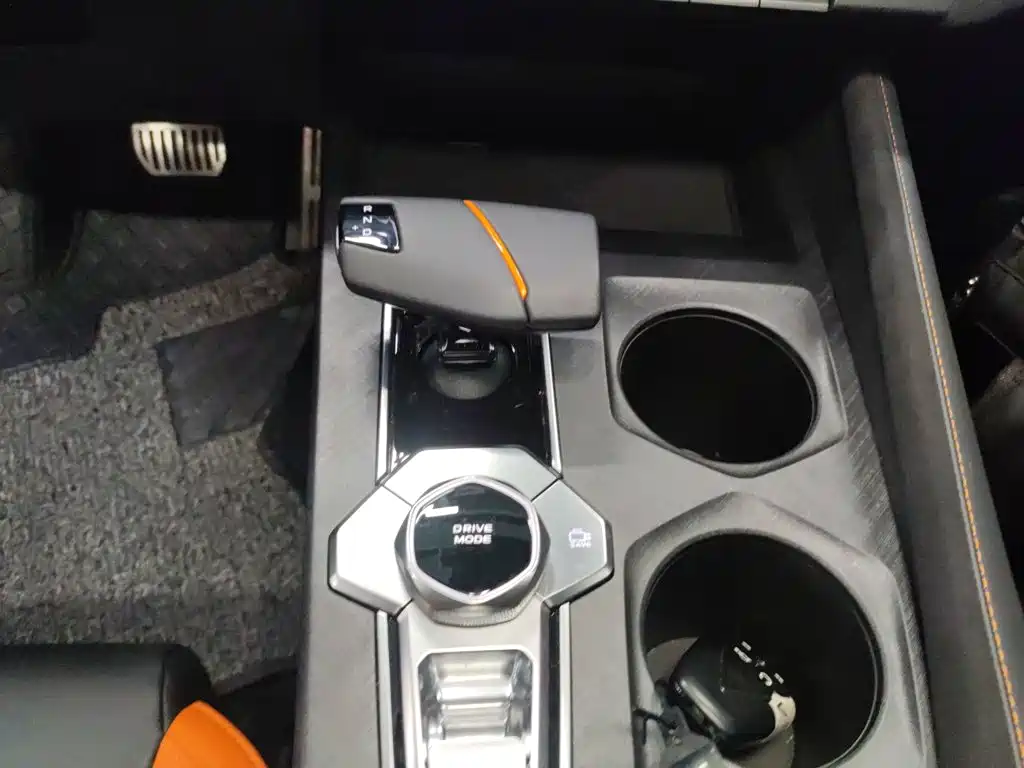 Changan UNI-V 2024 1.5T Luxury Sport