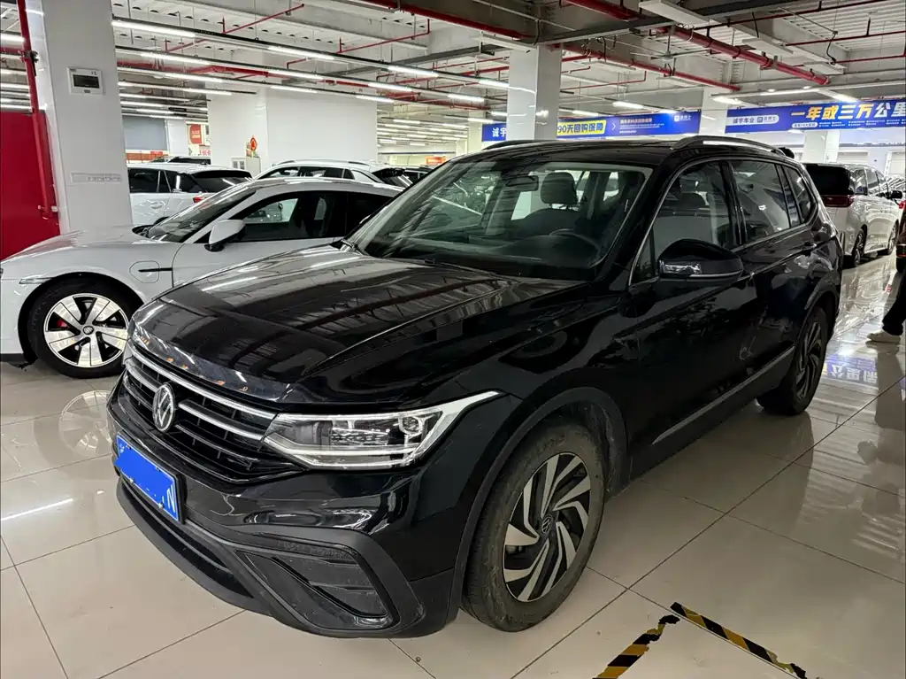 Volkswagen Tiguan L
