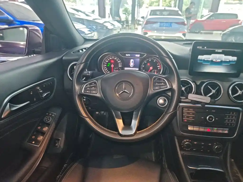 Mercedes-Benz CLA (Import) — миниатюра 11