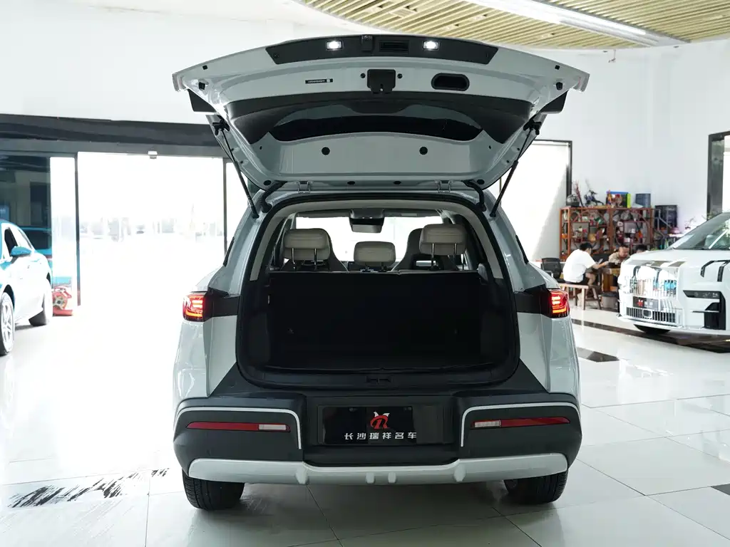 BYD Yuan UP — миниатюра 12