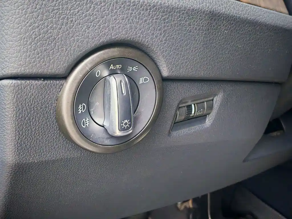 Volkswagen Multivan — миниатюра 22
