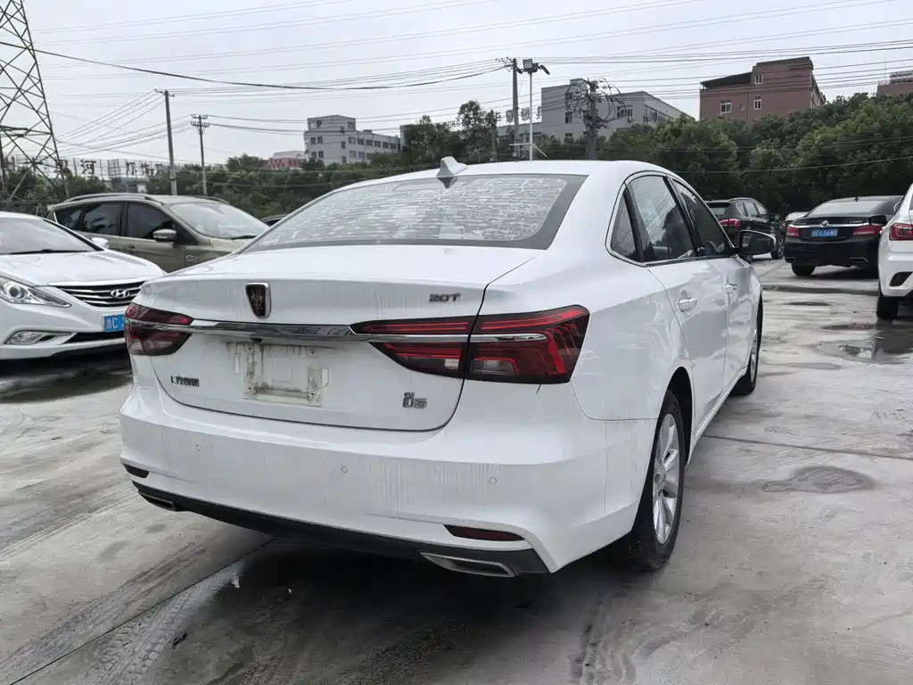 Roewe i6 Classic — миниатюра 3