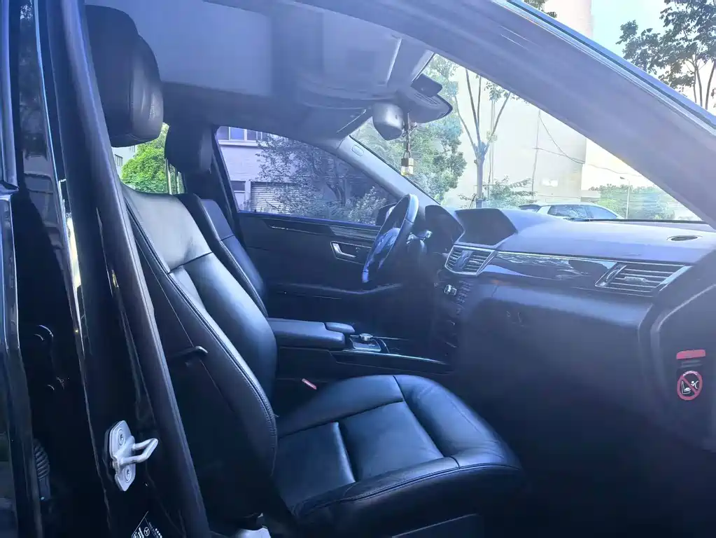 Mercedes-Benz E-Class E 260 L CGI Fashion Type, фото 7