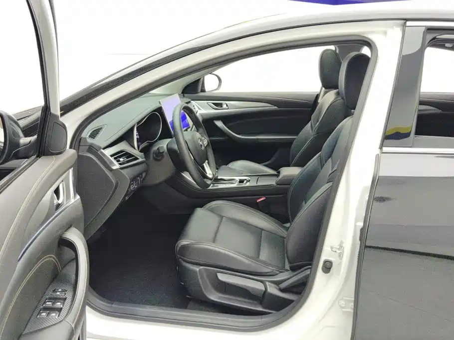Changan Eado — миниатюра 9