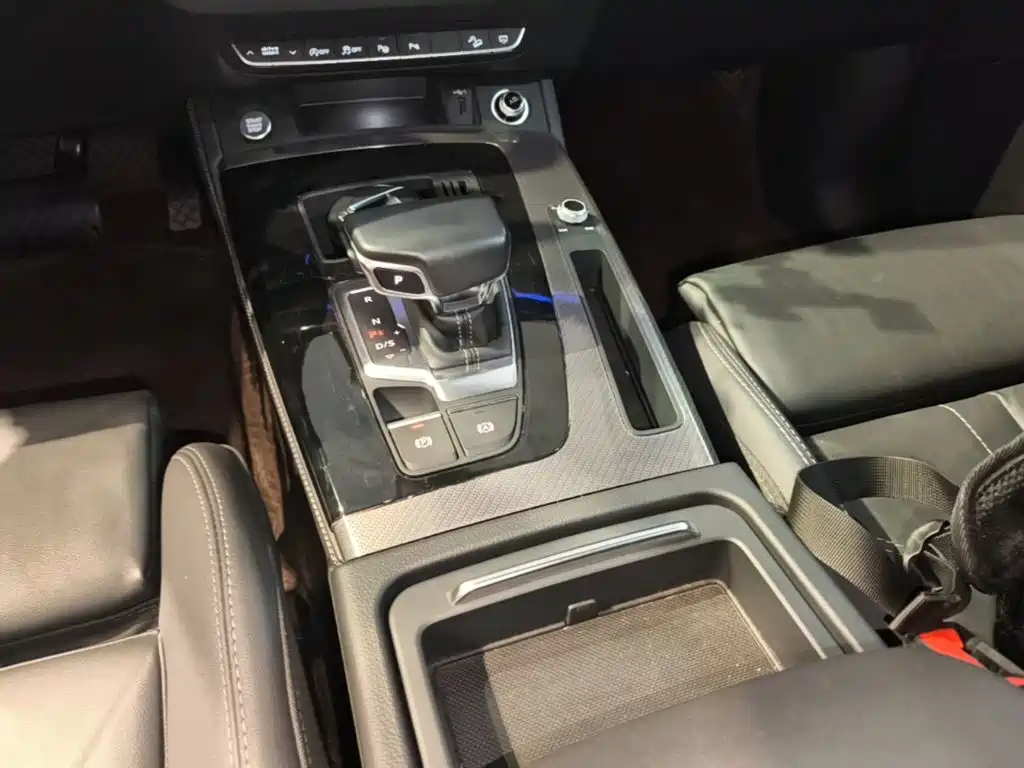 Audi Q5L 2022 40T Luxury