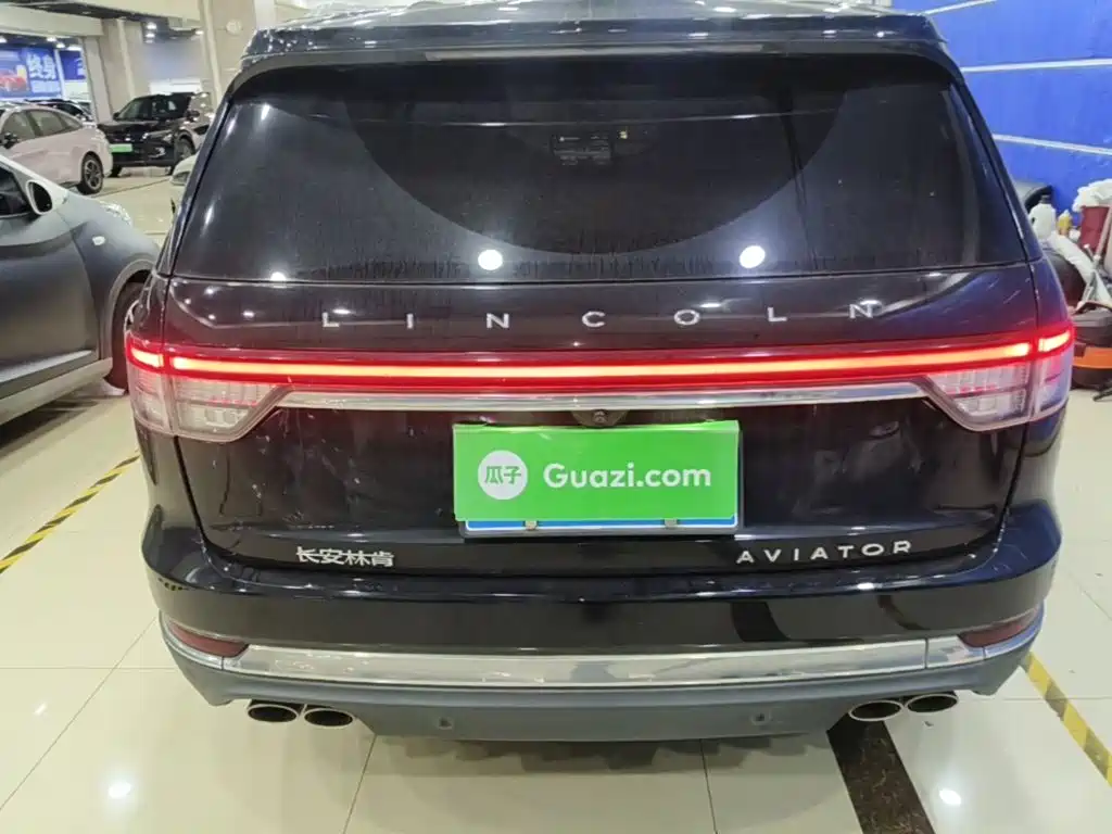Lincoln Aviator — миниатюра 6