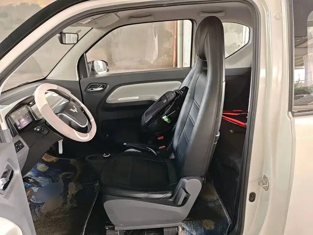 Wuling MINIEV — миниатюра 17