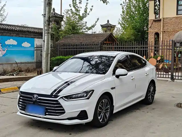 2021 BYD Qin