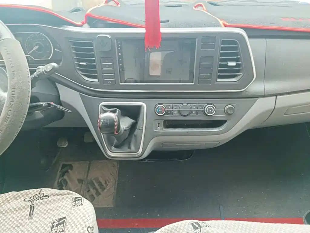 MAXUS V80 — миниатюра 14