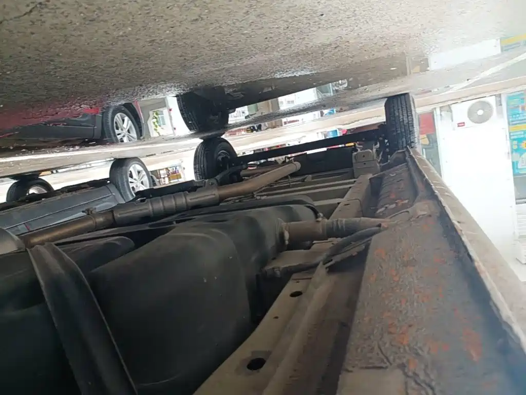 MAXUS V80 — миниатюра 21