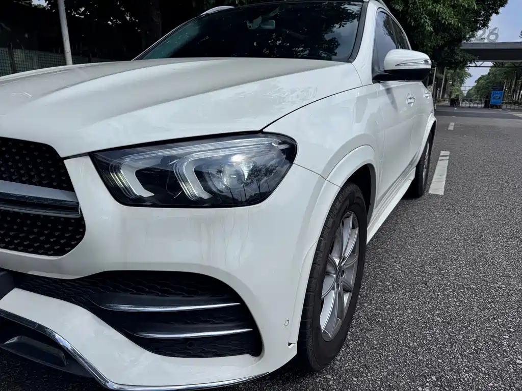 Mercedes-Benz GLE (Import) — миниатюра 9