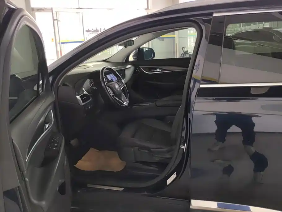 Buick Enclave — миниатюра 9