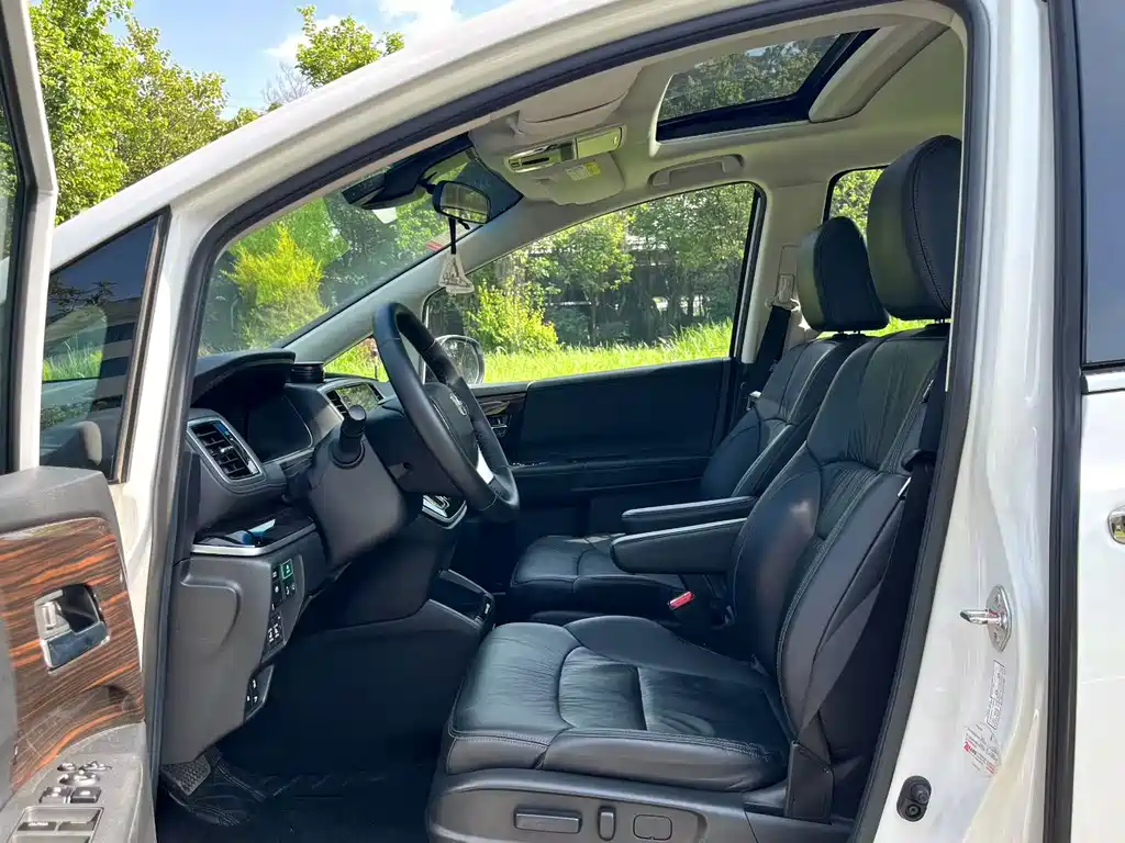 Honda Odyssey — миниатюра 4