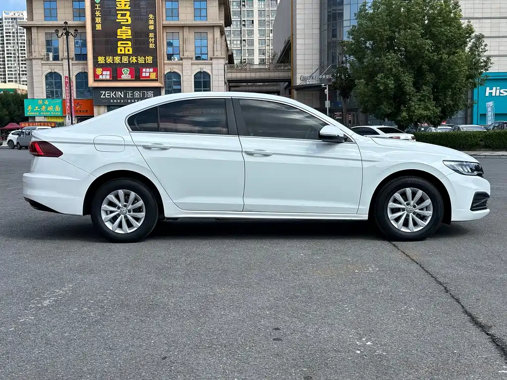 Volkswagen Bora — миниатюра 12