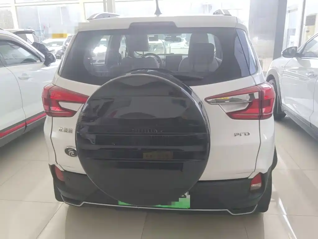 BYD Yuan Pro — миниатюра 6