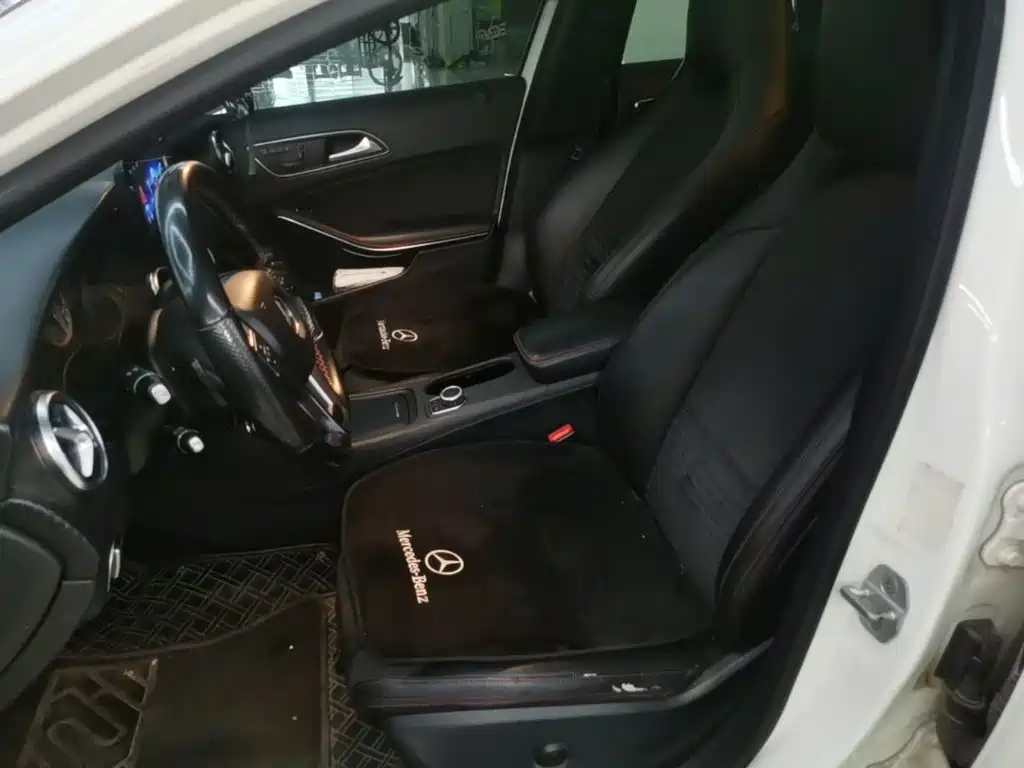 Mercedes-Benz A-Class (Import) — миниатюра 15