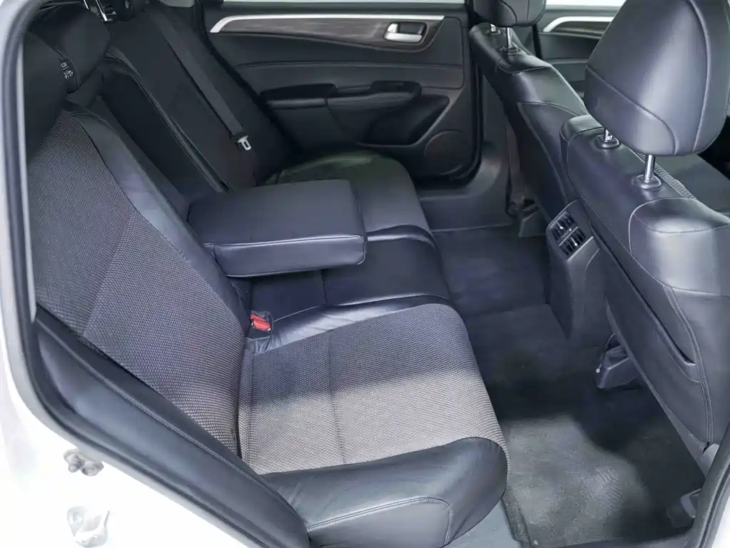 Honda Jade 1.8L Auto Comfort Edition 5 seats, фото 15