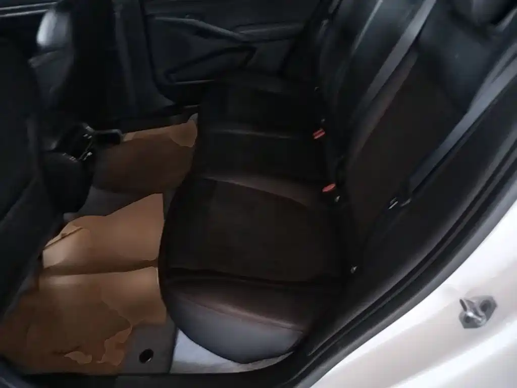 Ford Mondeo — миниатюра 17