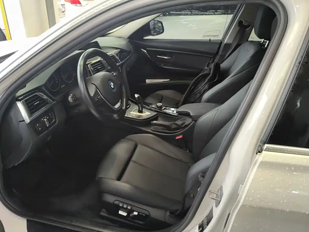 BMW 3 Series — миниатюра 15