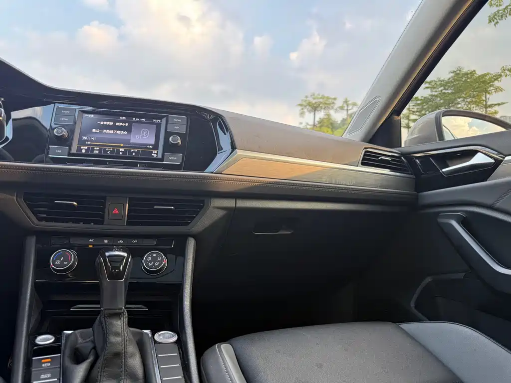 Volkswagen Sagitar — миниатюра 8