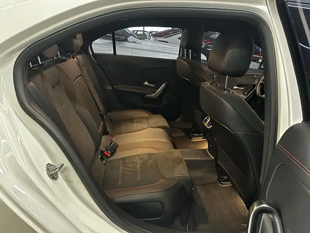 MERCEDES-BENZ A CLASS