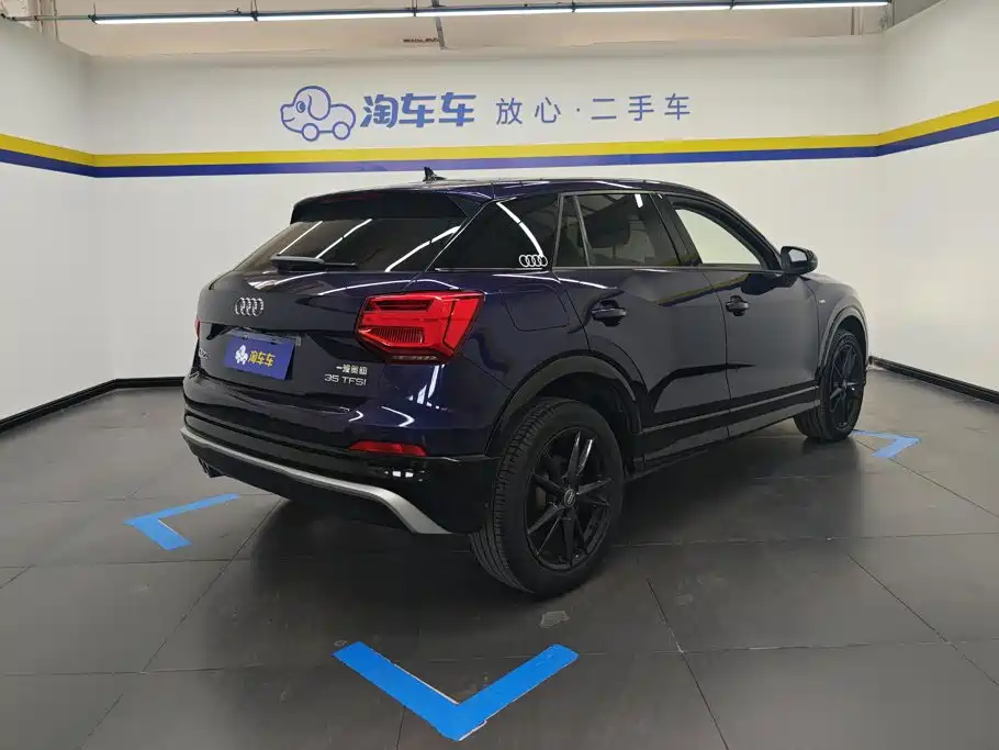 Audi Q2L — миниатюра 3