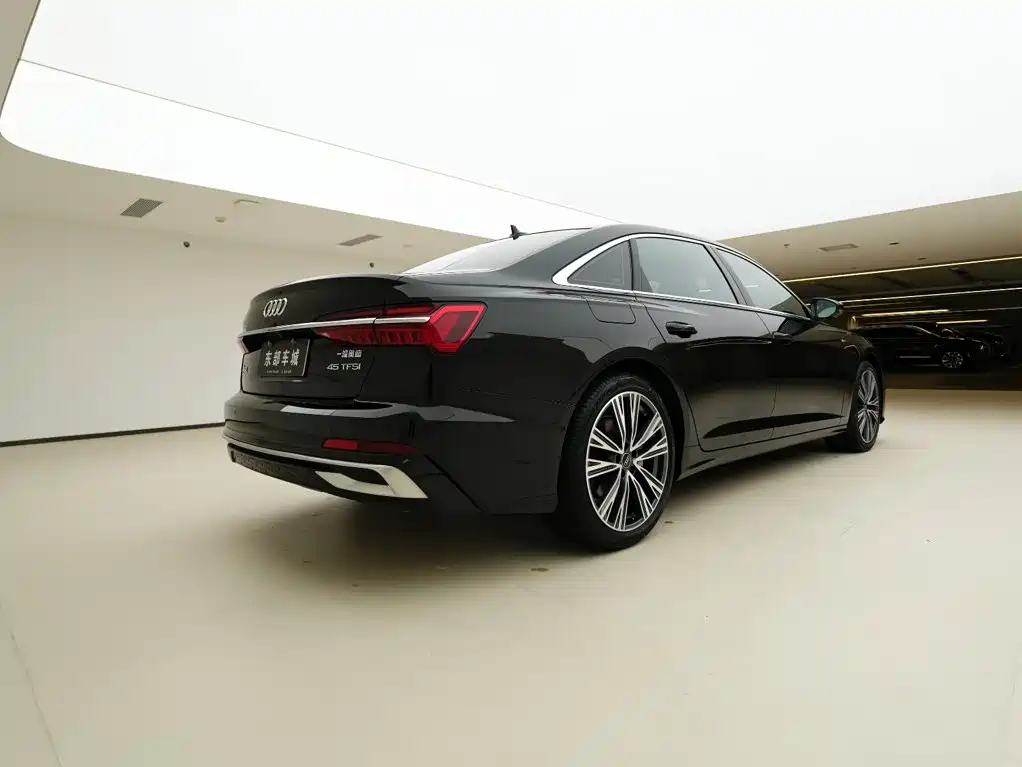 Audi A6L — миниатюра 6